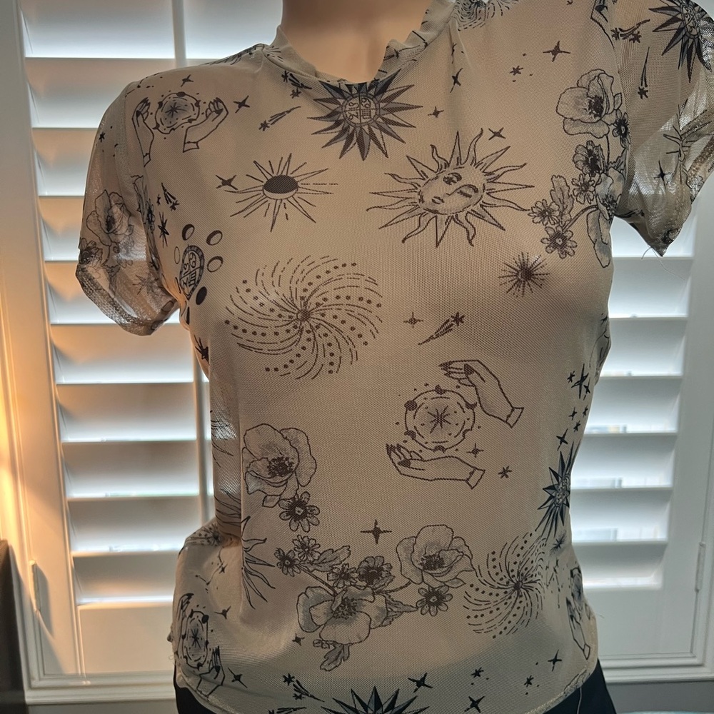 SHEIN Sheer Mystical Graphic Women's Top